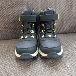 Cat & Jack Kids Boots - Black and Neon Yellow